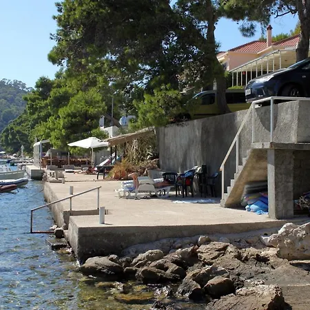 Apartment By The Sea Pasadur, Lastovo - 8337 Uble