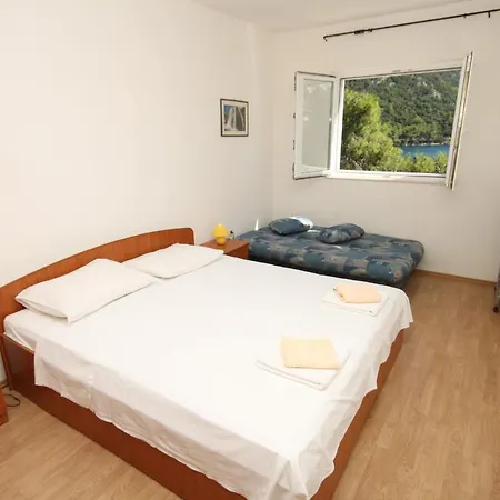 By The Sea Pasadur, Lastovo - 8337 *