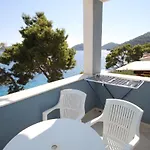 By The Sea Pasadur, Lastovo - 8337 אובלי