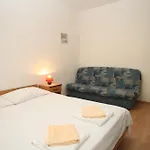 By The Sea Pasadur, Lastovo - 8337 דירה אובלי